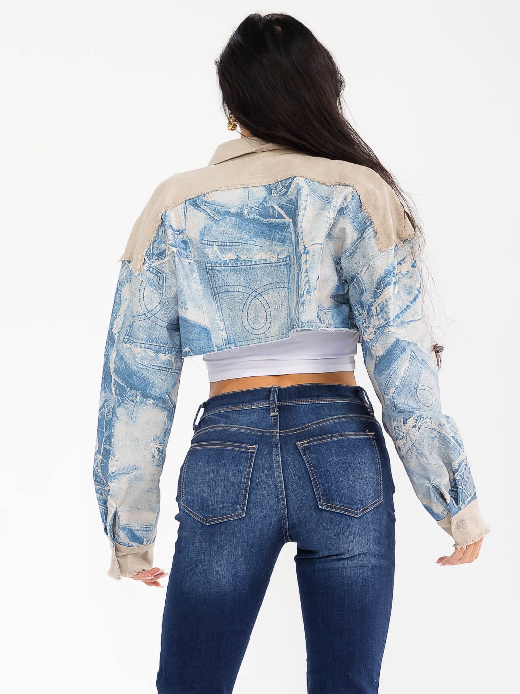 WOMEN'S LONG SLEEVE BUTTON CLOSURE FRONT POCKETS DENIM PRINT CROP JACKET