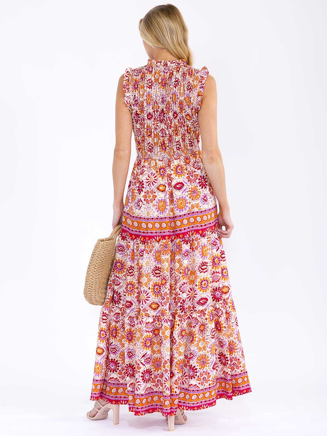 WOMEN'S SLEEVELESS MOCK NECK ELASTIC WAIST TIERED MULTI PRINT MAXI DRESS