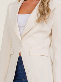 WOMEN'S LONG SLEEVE BUTTON CLOSURE FRONT POCKETS DETAILED BLAZER