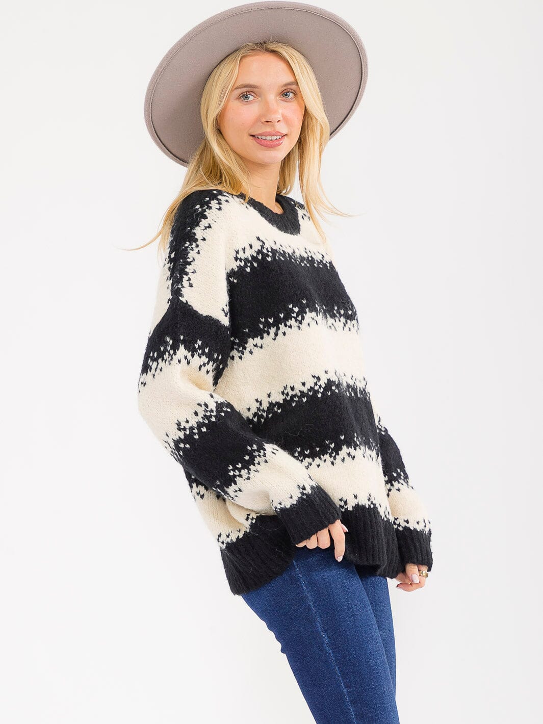 WOMEN'S LONG SLEEVE KNIT PULLOVER COLORBLOCK SWEATER
