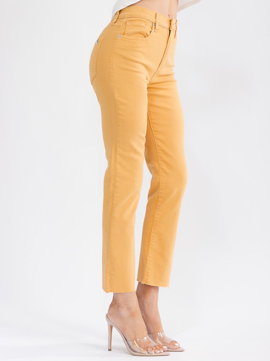 WOMEN'S BUTTON CLOSURE POCKETS RAW EDGE STRAIGHT LEG DENIM PANTS