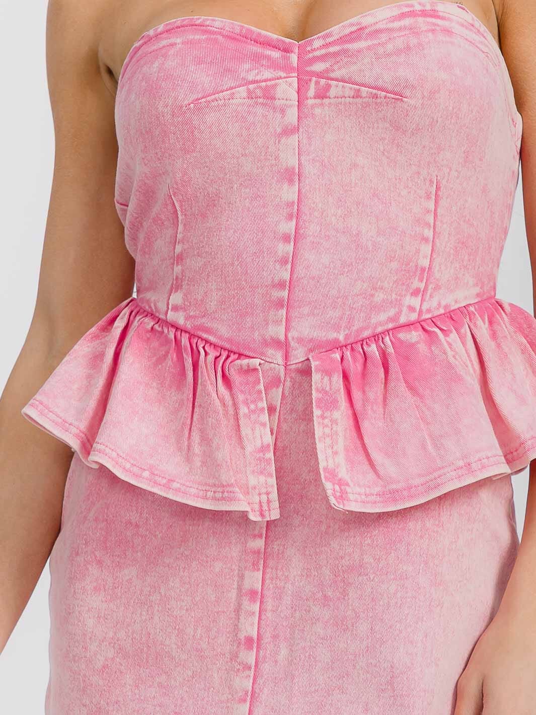 WOMEN'S SLEEVELESS OPEN BACK RUFFLEDENIM WASHED TUBE MINI DRESS