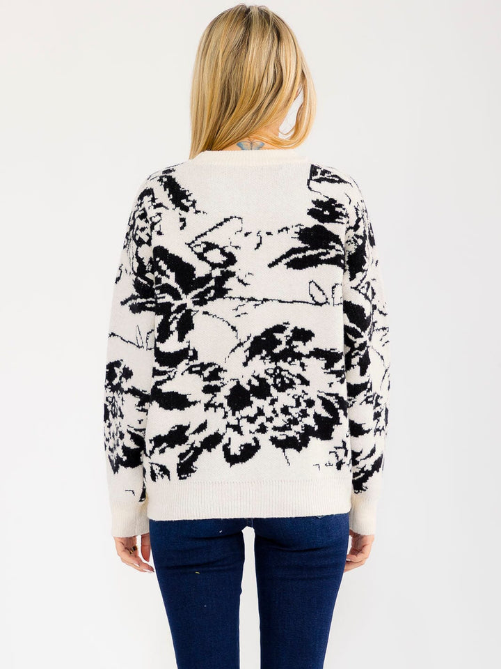 WOMEN'S LONG SLEEVE MULTI PRINT PULLOVER SWEATER