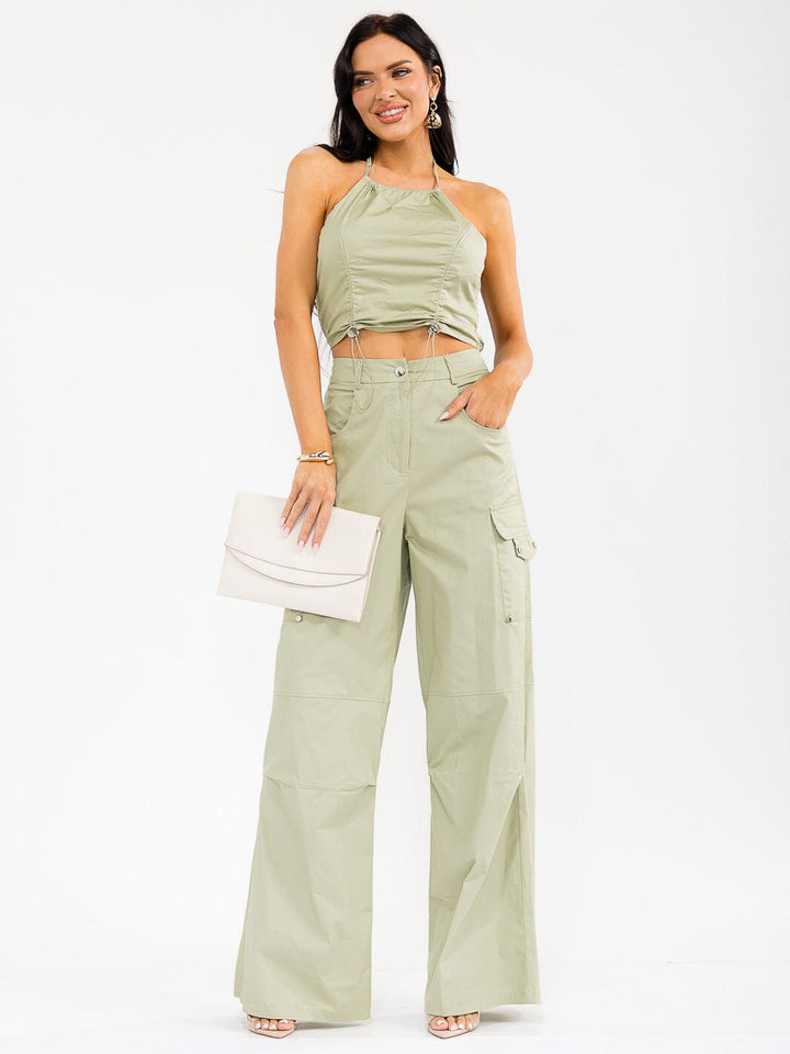 WOMEN'S SLEEVELESS CROP TOP & BUTTON CLOSURE PANTS SOLID 2PC. SET