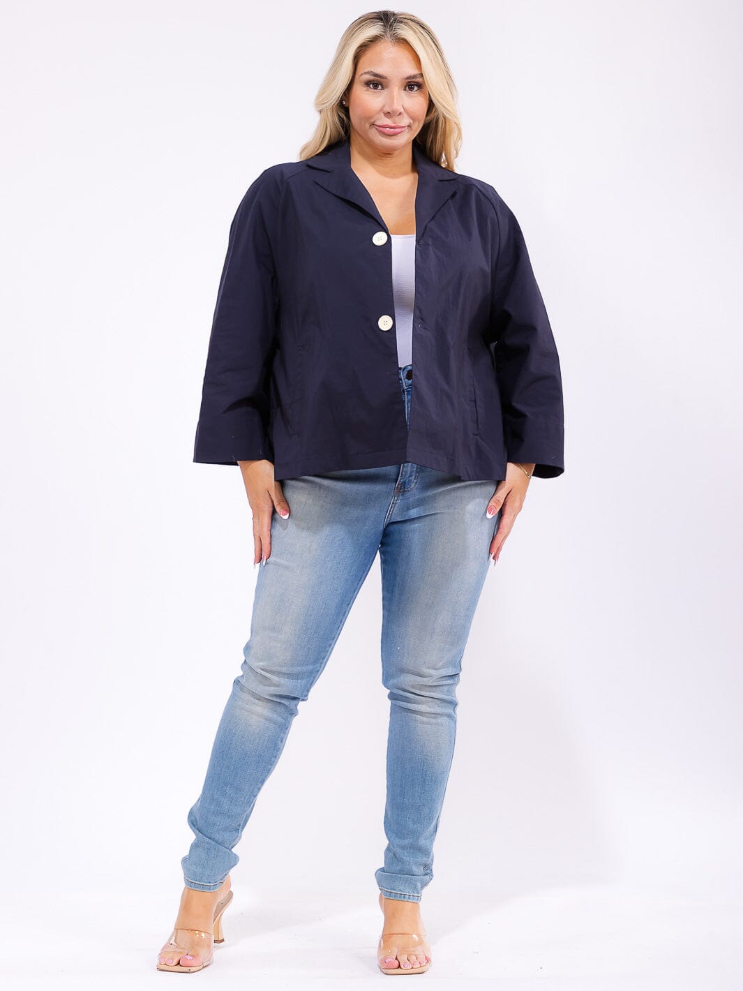 PLUS SIZE LONG SLEEVE BUTTON CLOSURE FRONT POCKETS BLAZER