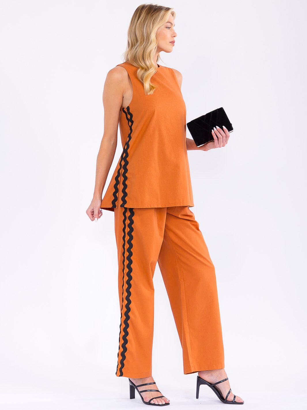 WOMEN'S SLEEVELESS TOP & WIDE LEG PANTS TRIM DETAILED 2PC. SET
