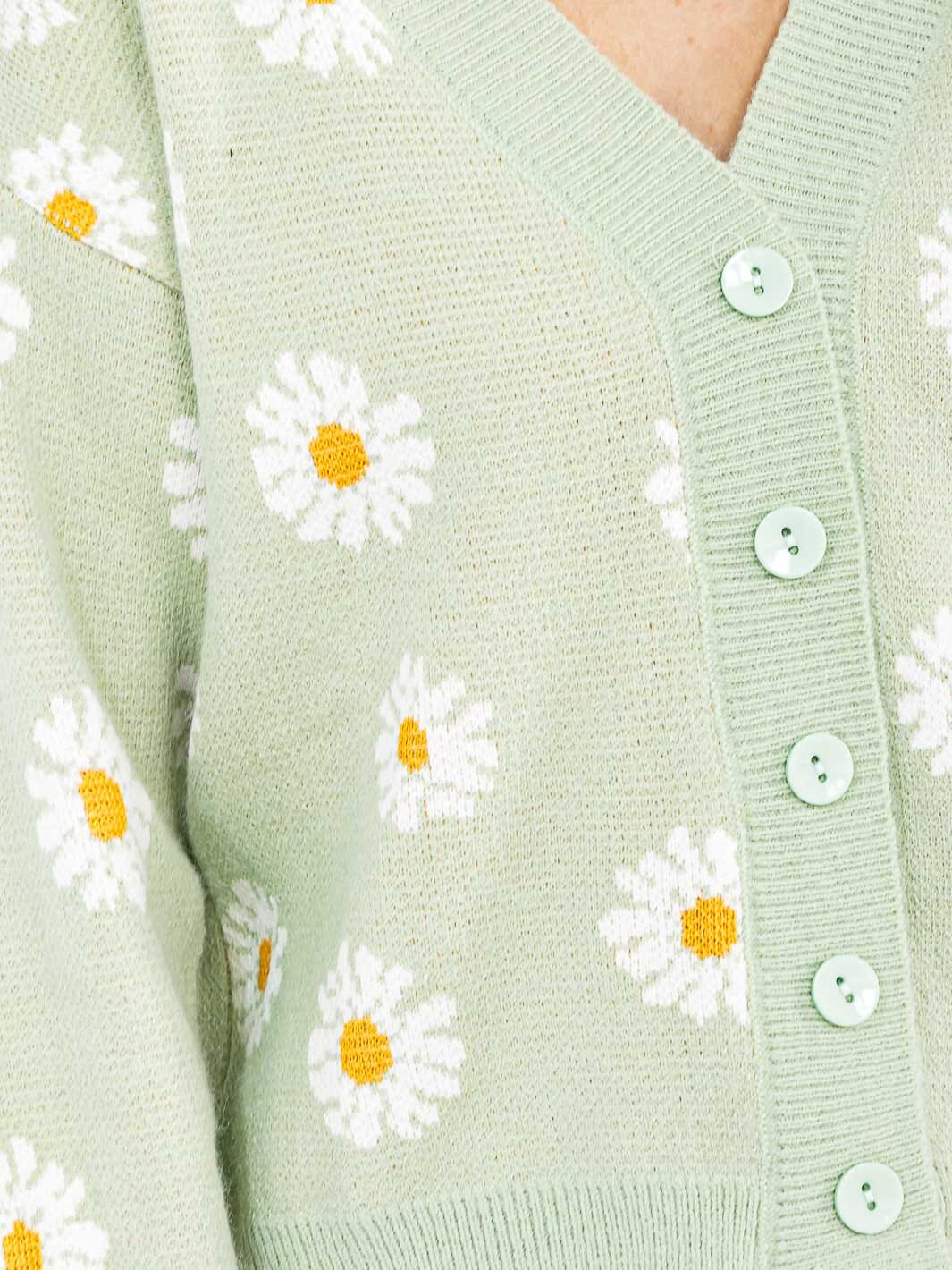 WOMEN'S LONG SLEEVE BUTTON CLOSURE FLORAL SWEATER