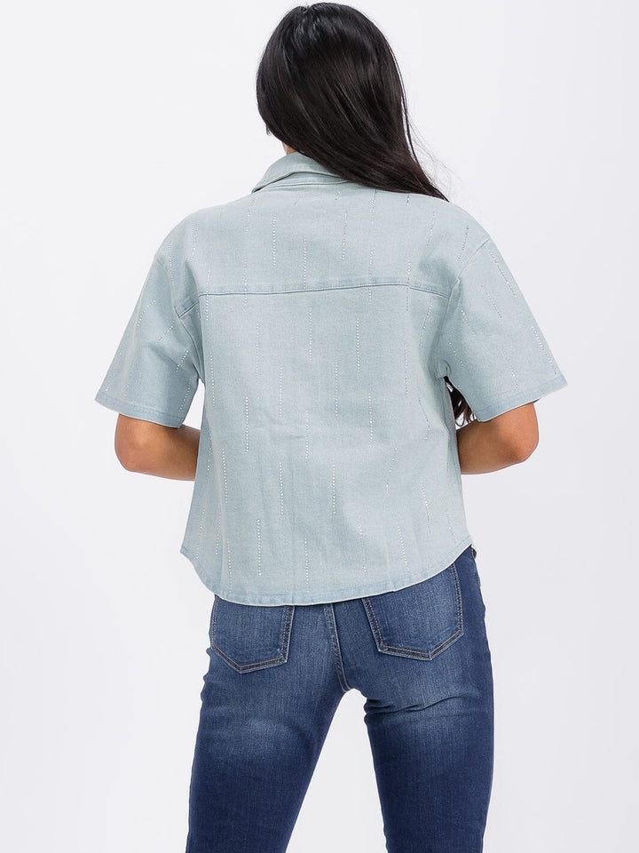 WOMEN'S SHORT SLEEVE FRONT POCKET BUTTON UP STUDS DENIM TOP