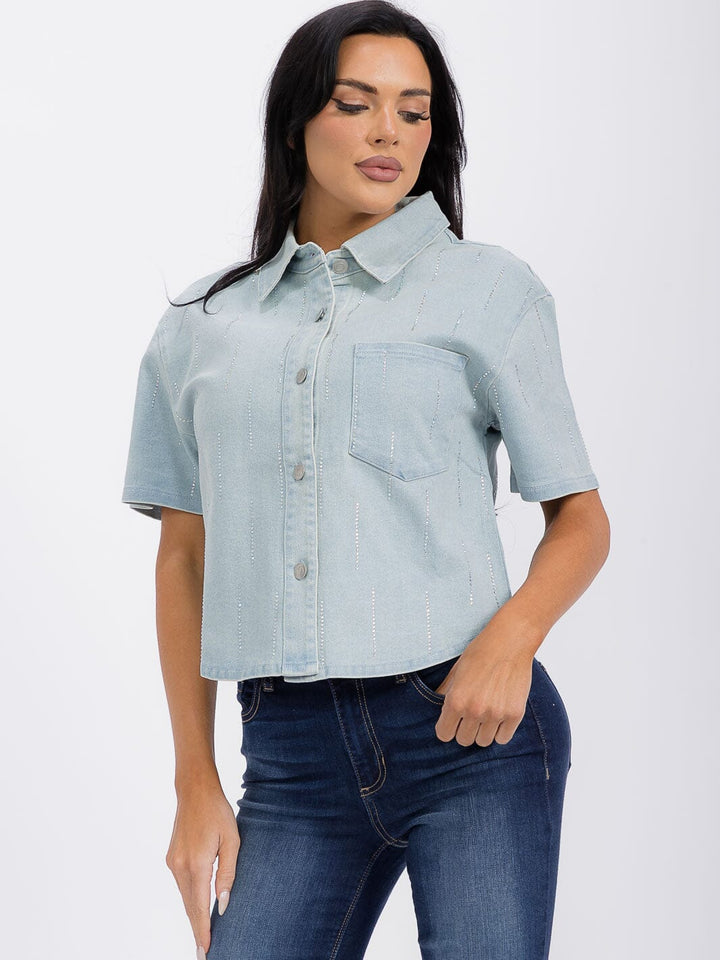 WOMEN'S SHORT SLEEVE FRONT POCKET BUTTON UP STUDS DENIM TOP