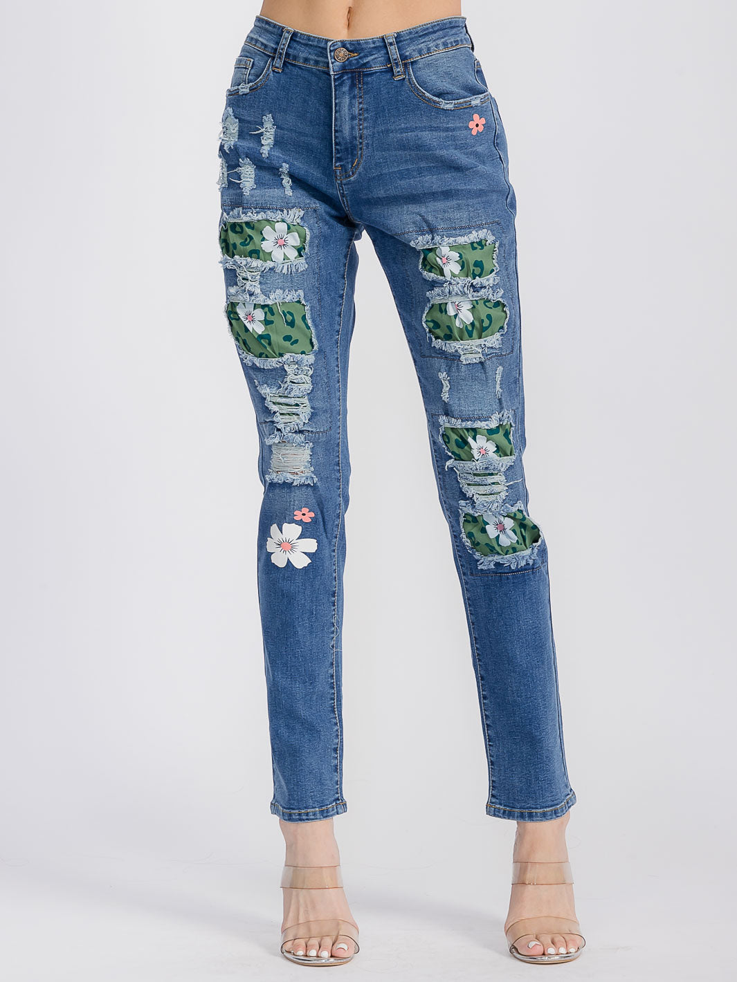WOMEN'S BUTTON CLOSURE FLORAL DISTRESS DENIM PANTS