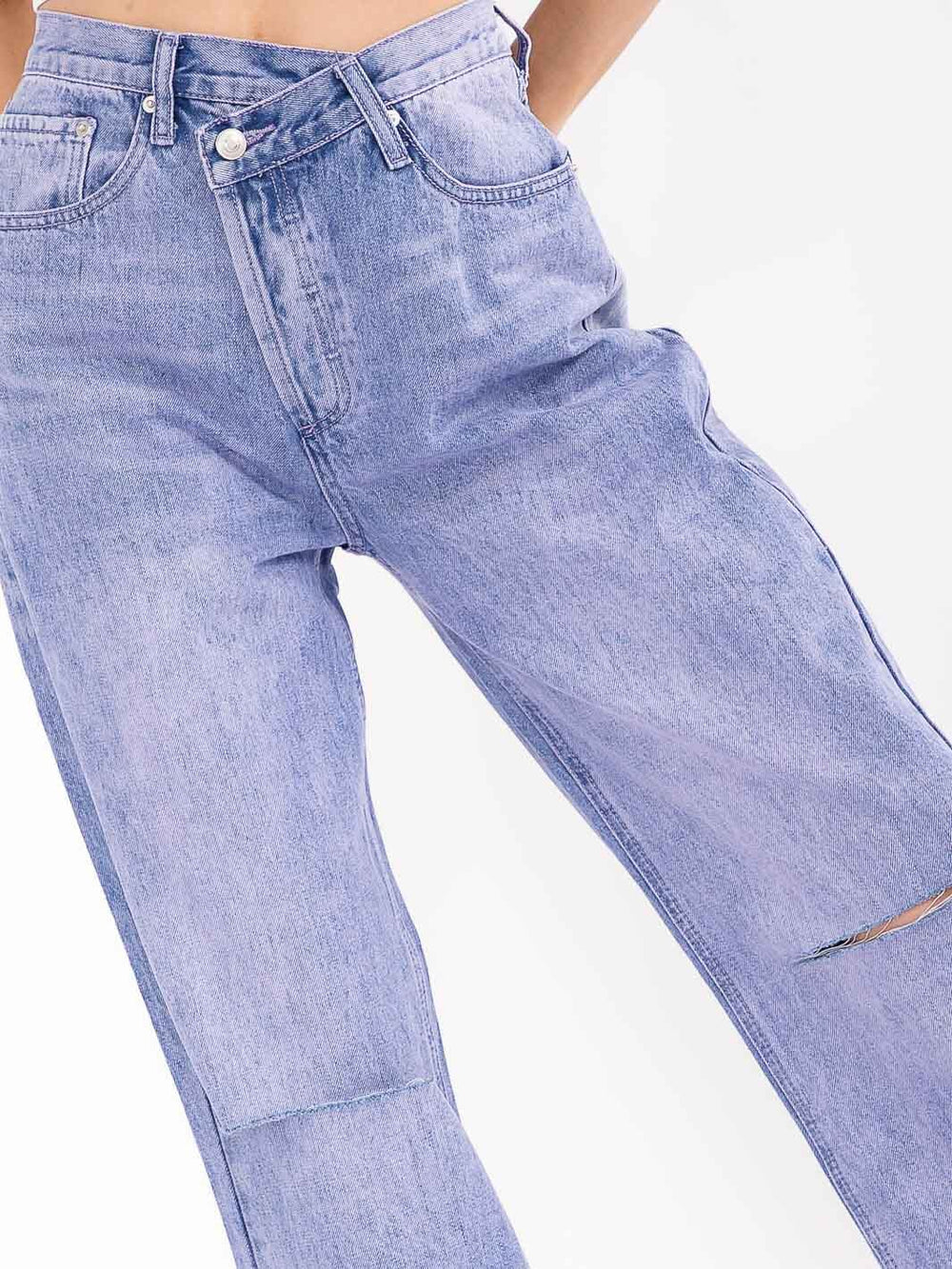 WOMEN'S BUTTON CLOSURE POCKETS WASHED WIDE LEG DISTRESS DENIM PANTS