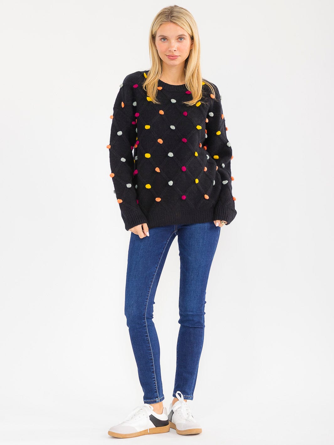 WOMEN'S LONG SLEEVE PULLOVER POM POM DETAILED SWEATER