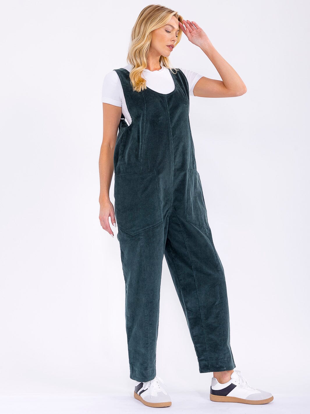 WOMEN'S SLEEVELESS FRONT POCKETS WIDE LEG CORDUROY JUMPSUIT