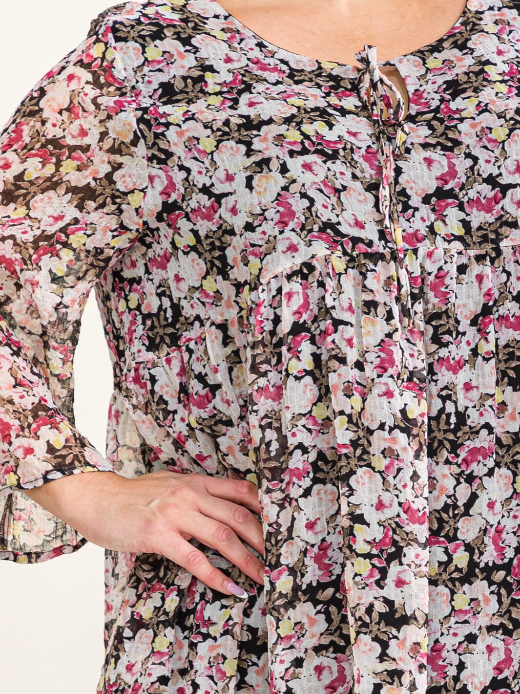 PLUS SIZE 3/4 SLEEVE FLORAL TIERED MINI DRESS
