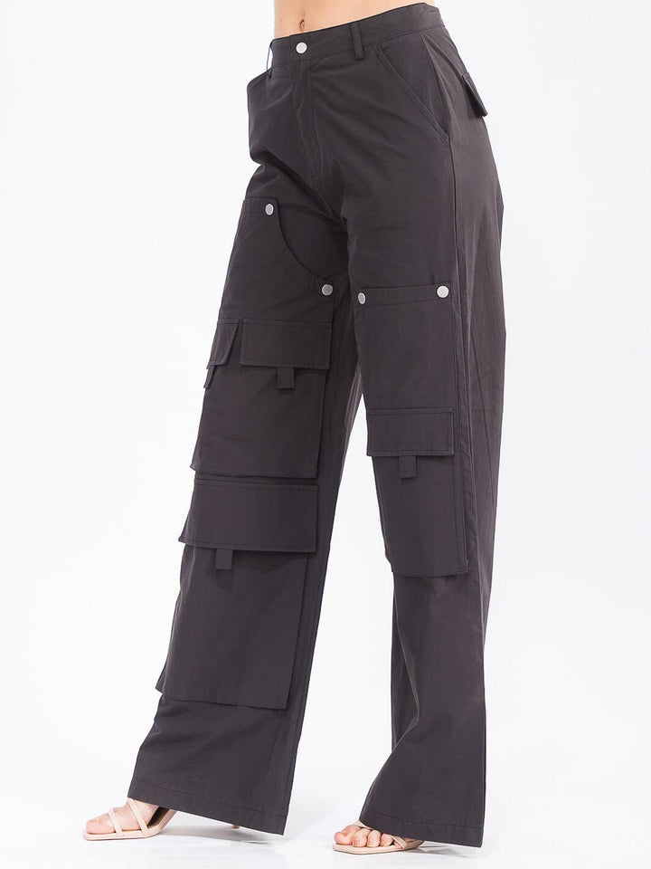 WOMEN'S BUTTON CLOSURE CARGO POCKETS WIDE LEG DENIM PANTS