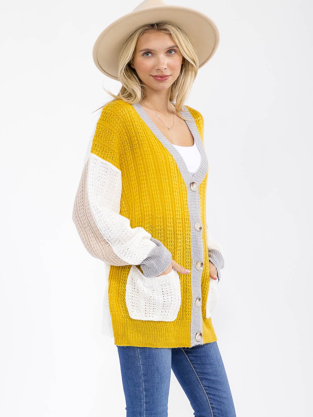 WOMEN'S LONG SLEEVE BUTTON CLOSURE FRONT POCKETS COLORBLOCK KNITTED CARDIGAN
