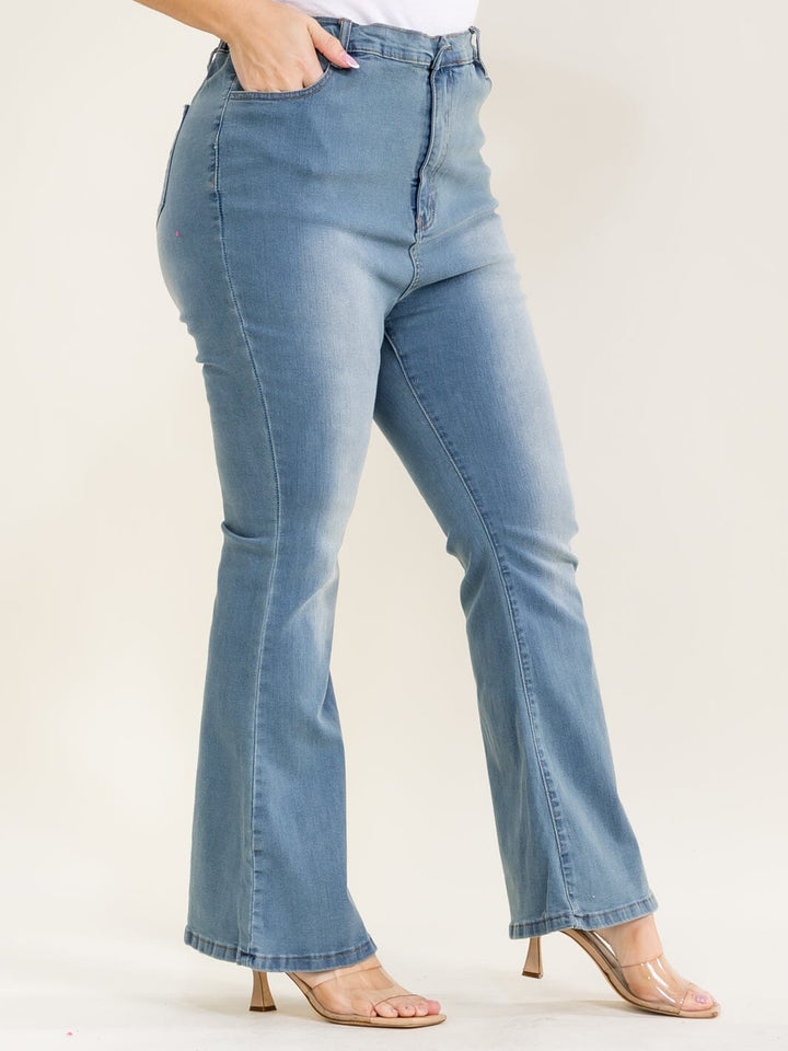 PLUS SIZE BUTTON CLOSURE POCKETS WASHED BELL BOTTOM STRETCH DENIM WASHED JEANS