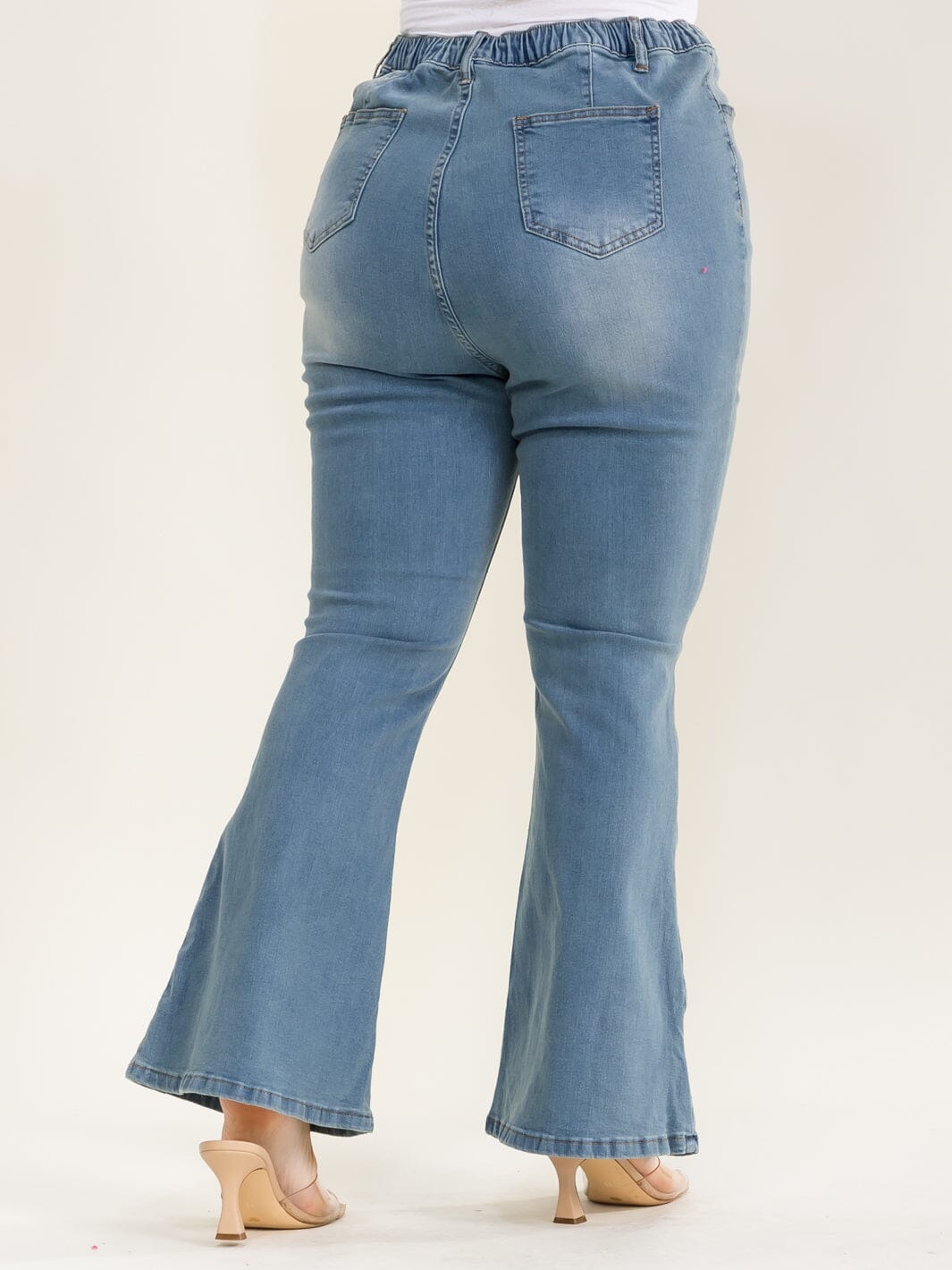 PLUS SIZE BUTTON CLOSURE POCKETS WASHED BELL BOTTOM STRETCH DENIM WASHED JEANS