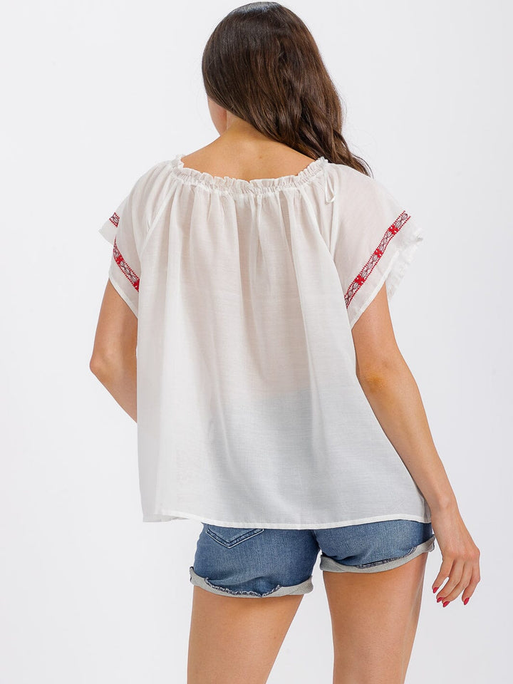 WOMEN'S SHORT SLEEVE EMBROIDERY DETAILED BLOUSE