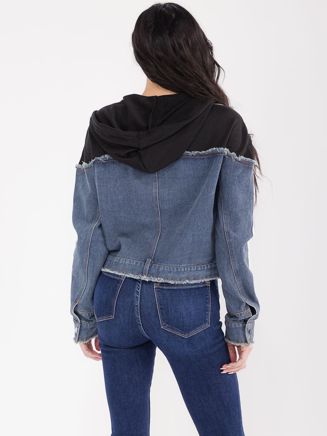 WOMEN'S LONG SLEEVE BUTTON CLOSURE FRONT POCKETS HOODED DENIM CONTRAST JACKET