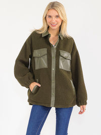 WOMEN'S LONG SLEEVE BUTTON CLOSURE FRONT POCKETS SHERPA PU CONTRAST JACKET