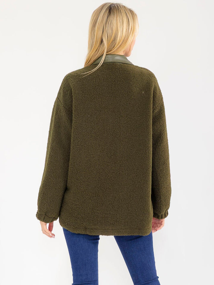 WOMEN'S LONG SLEEVE BUTTON CLOSURE FRONT POCKETS SHERPA PU CONTRAST JACKET