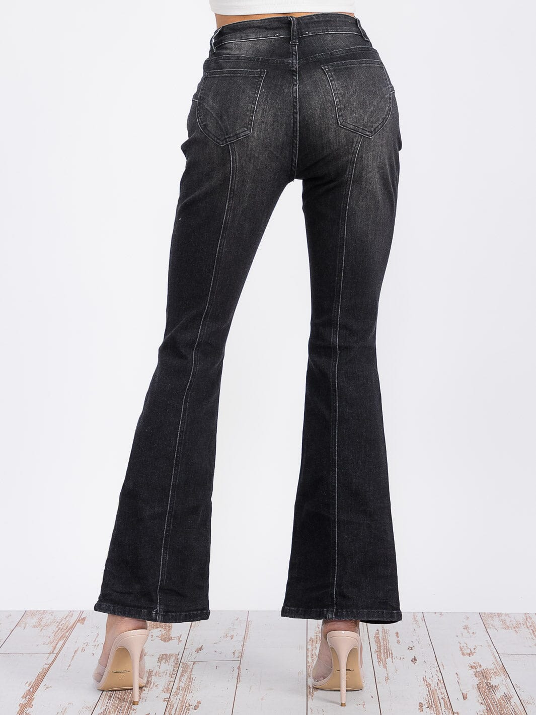 WOMEN'S BUTTON CLOSURE POCKETS WASHED DENIM BELL LEG PANTS