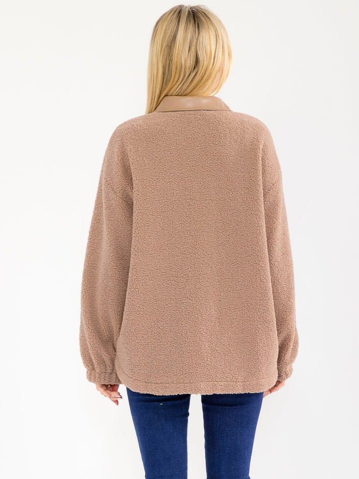 WOMEN'S LONG SLEEVE BUTTON CLOSURE FRONT POCKETS SHERPA PU CONTRAST JACKET