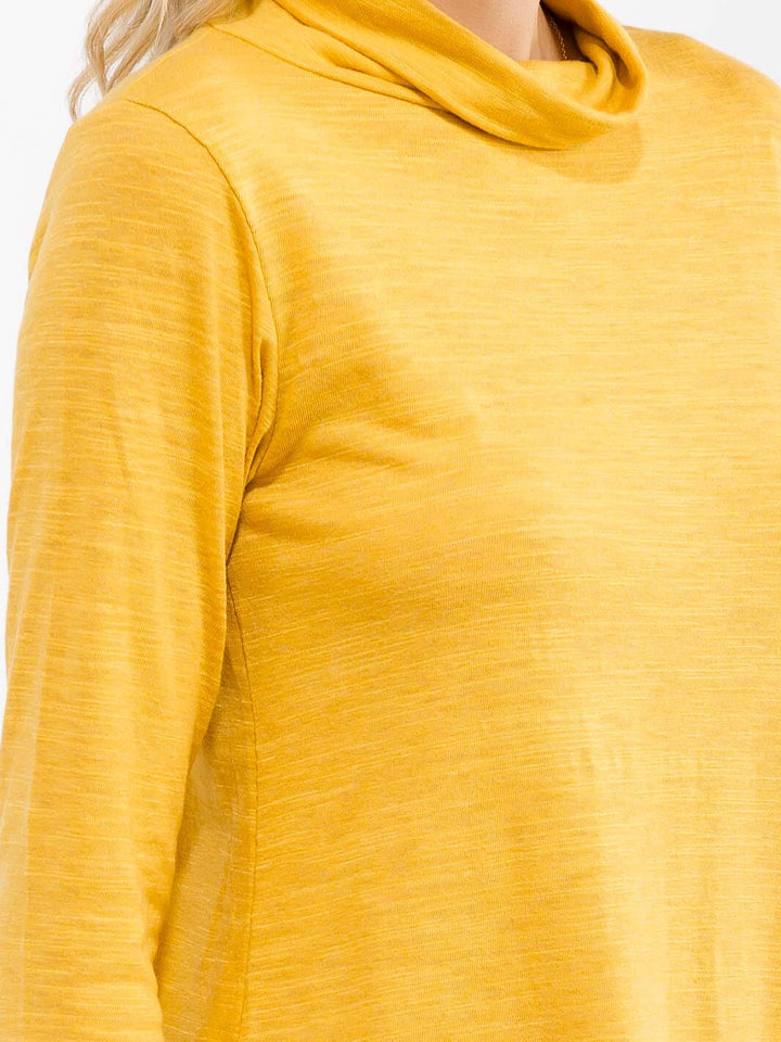 WOMEN'S LONG SLEEVE TURTLE NECK HIGH-LOW TOP