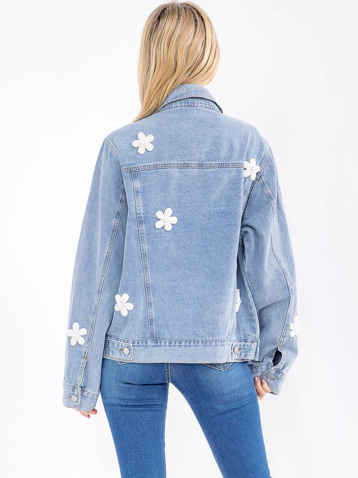 WOMEN'S LONG SLEEVE BUTTON CLOSURE FRONT POCKETS PEARL FLORAL DENIM JACKET