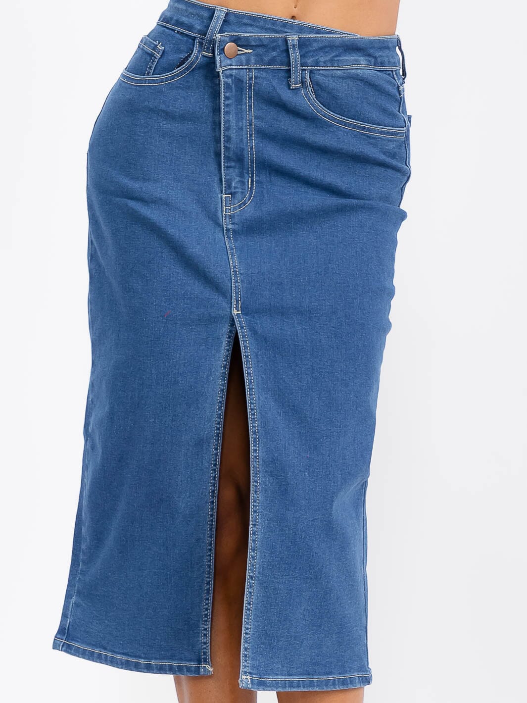 WOMEN'S BUTTON CLOSURE FRONT SLIT POCKETS DENIM MIDI SKIRT