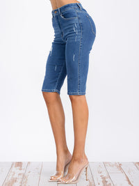 WOMEN'S BUTTON CLOSURE POCKETS DISTRESS DENIM BERMUDA SHORT