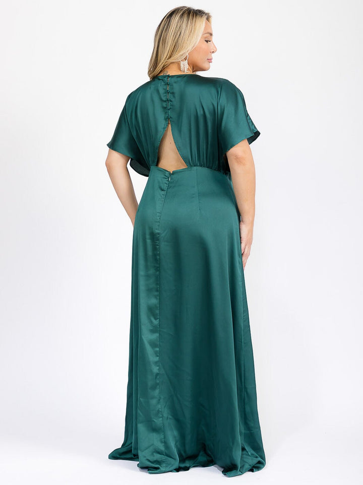 PUS SIZE SHORT SLEEVE V-NECK OPEN BACK MAXI GOWN DRESS