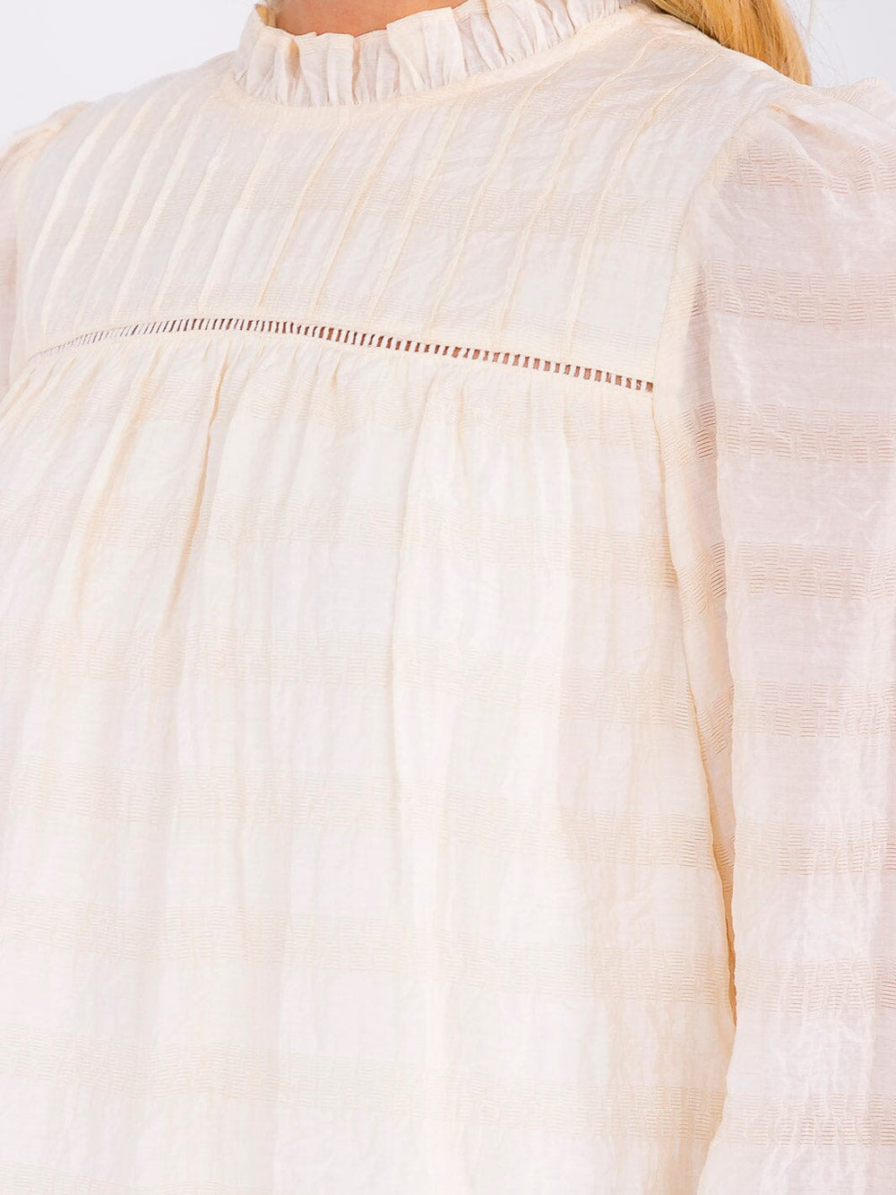 WOMEN'S LONG SLEEVE MOCK NECK DETAILED BLOUSE