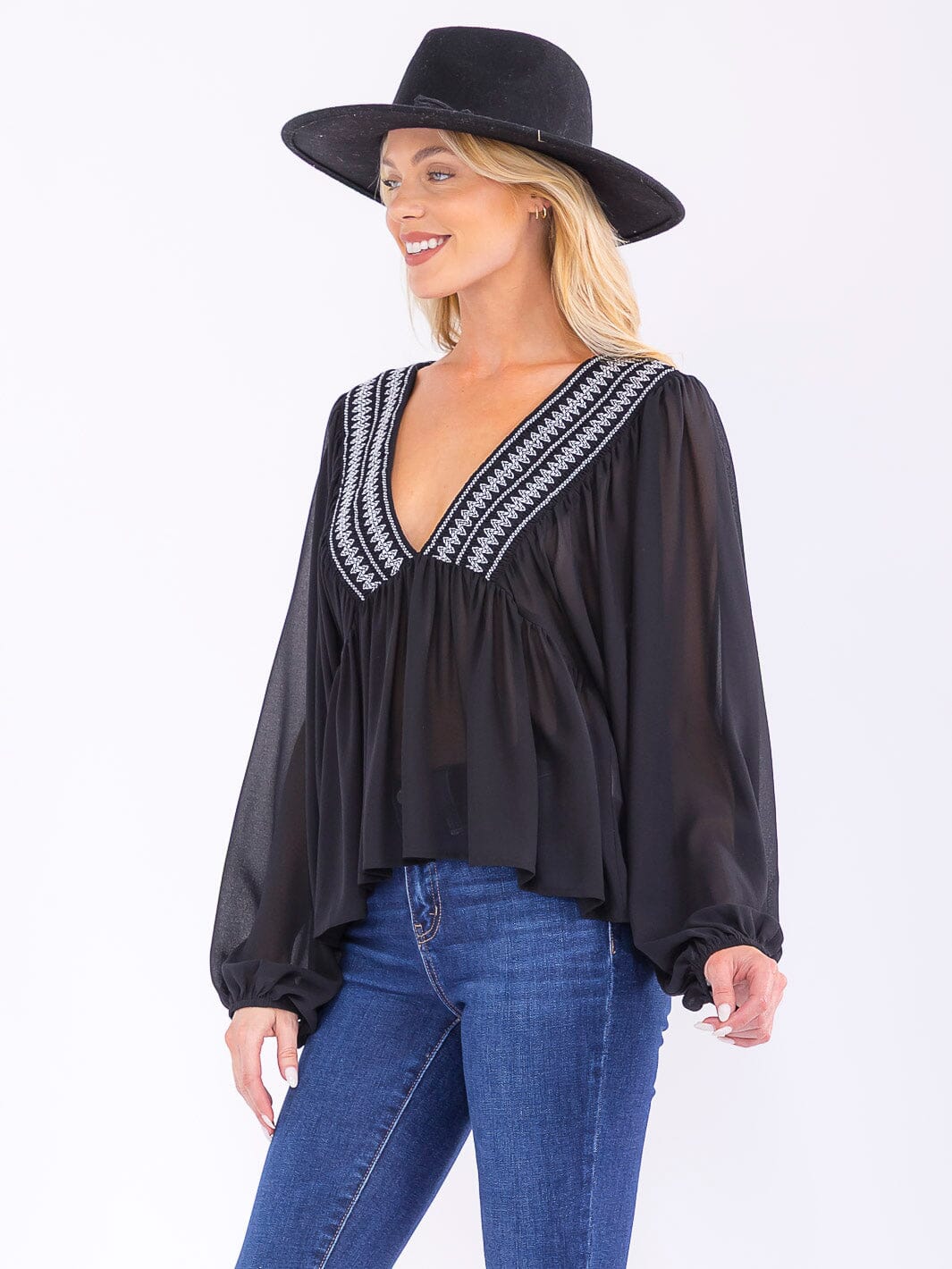 WOMEN'S LONG SLEEVE V-NECK OPEN BACK BLOUSE