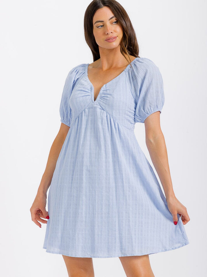 WOMEN'S SHORT SLEEVE V-NECK SMOCK OPEN BACK MINI DRESS