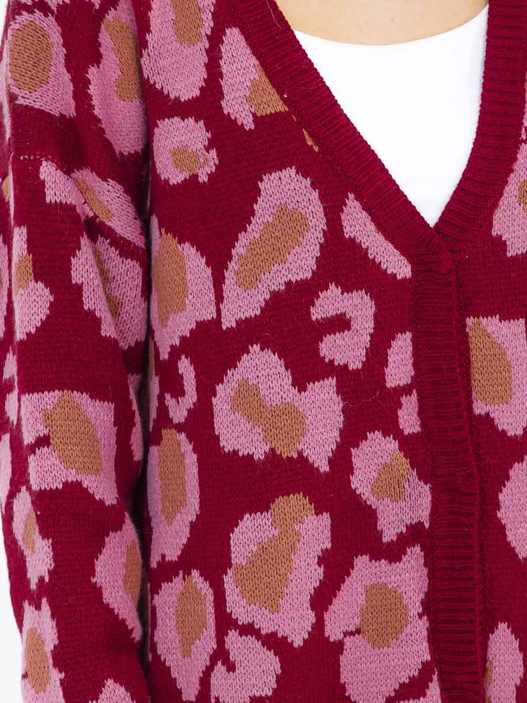 WOMEN'S LONG SLEEVE BUTTON CLOSURE PRINT SWEATER