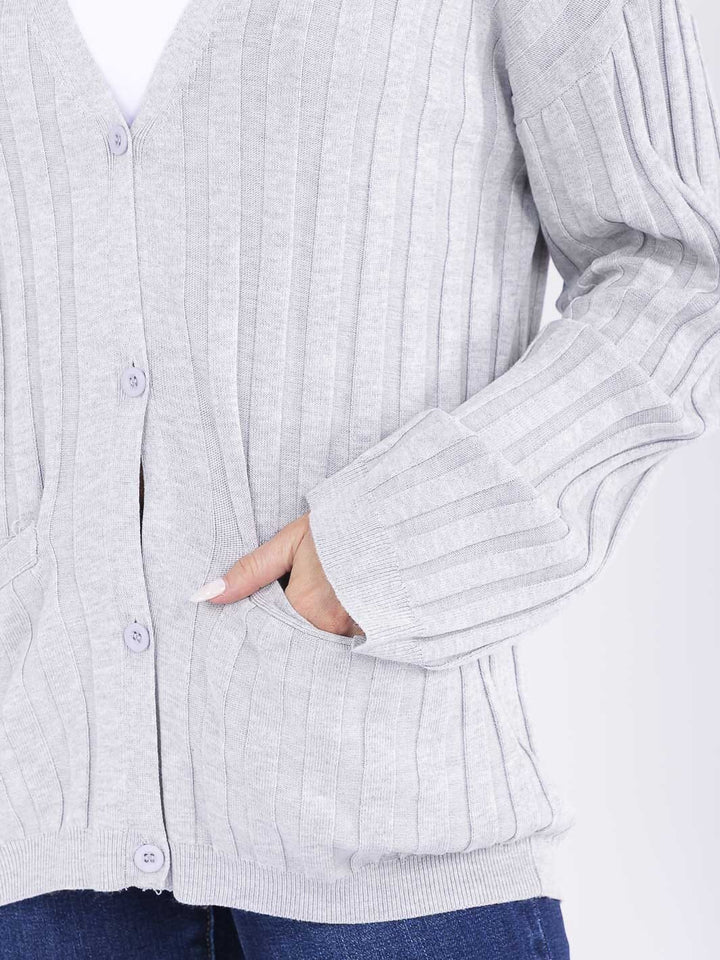 WOMEN'S LONG SLEEVE BUTTON CLOSURE FRONT POCKETS RIBBED SWEATER