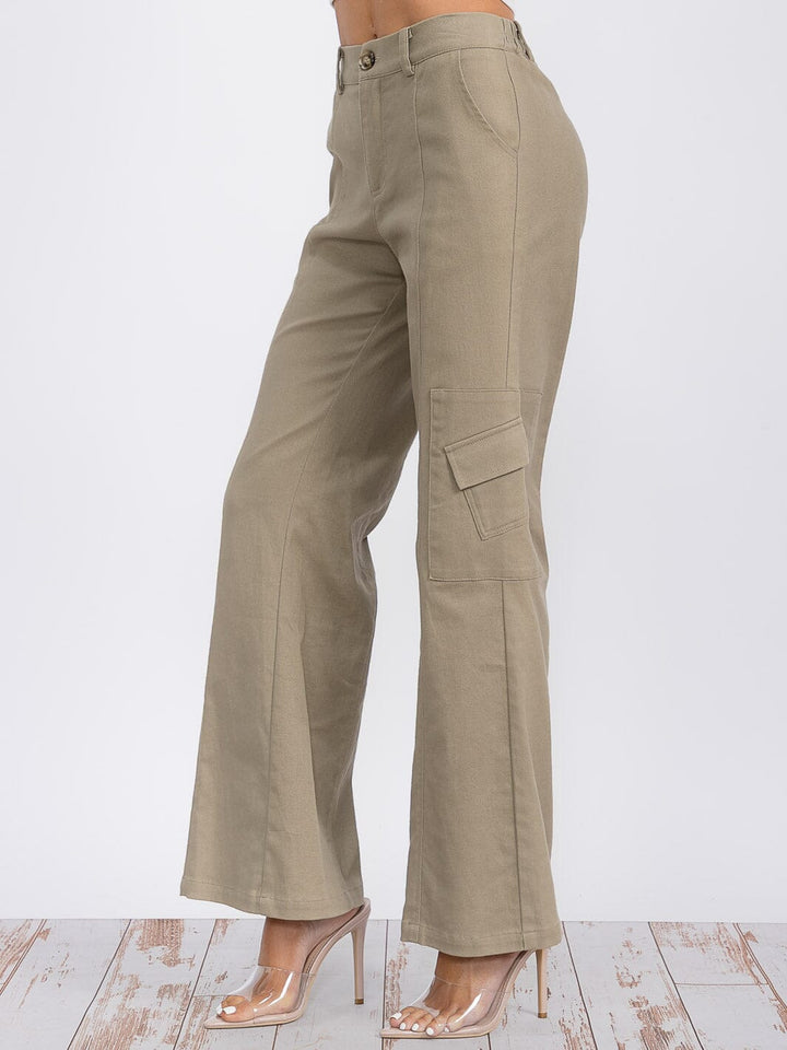 WOMEN'S BUTTON CLOSURE CARGO POCKETS WIDE LEG DENIM PANTS