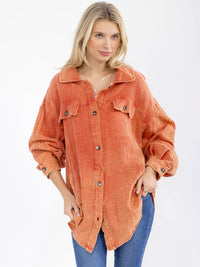 WOMEN'S LONG SLEEVE BUTTON UP FRONT POCKETS WASHED OVERSIZED SHIRT