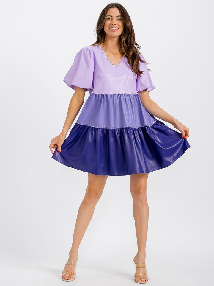 WOMEN'S SHORT SLEEVE V-NECK TIERED COLORBLOCK PU PLEATHER TUNIC MINI DRESS