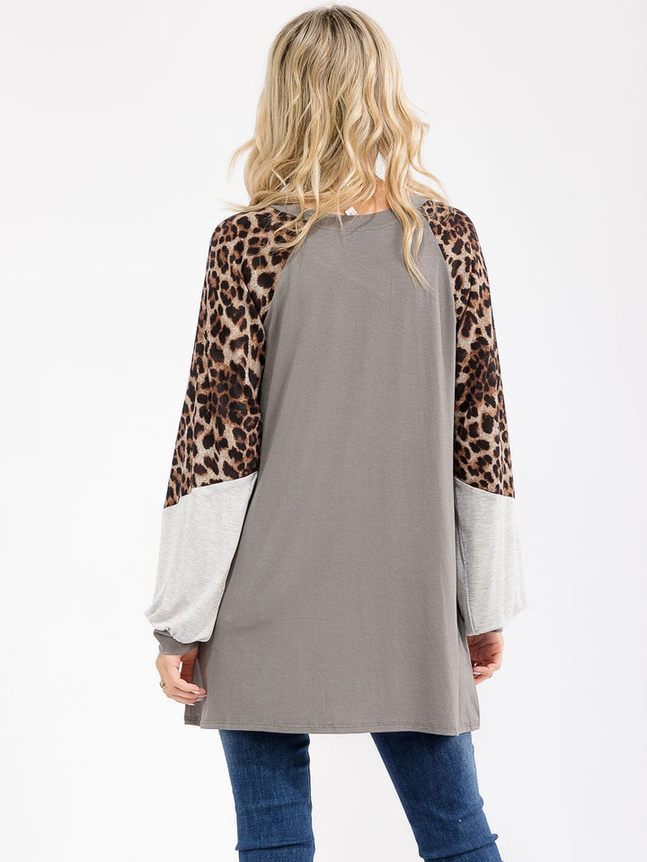 WOMEN'S LONG SLEEVE ANIMAL PRINT COLORBLOCK V-NECK TUNIC TOP