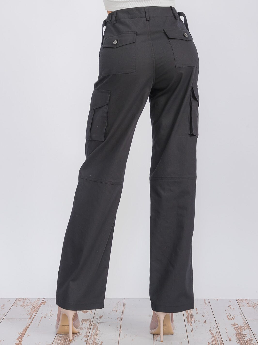 WOMEN'S BUTTON CLOSURE CARGO POCKETS WIDE LEG PANTS