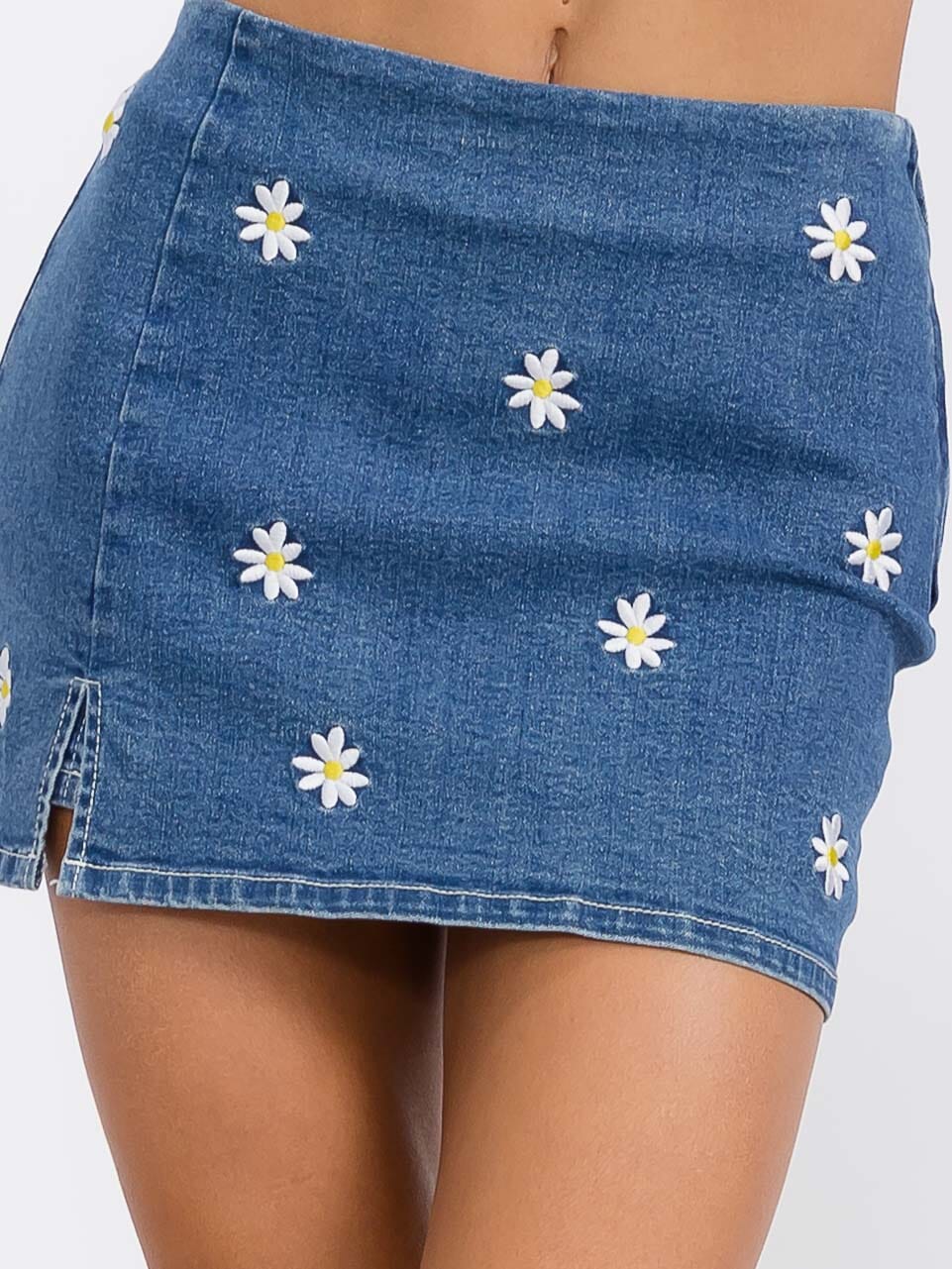 WOMEN'S ZIPPER CLOSURE FLORAL PRINT DENIM MINI SKORT