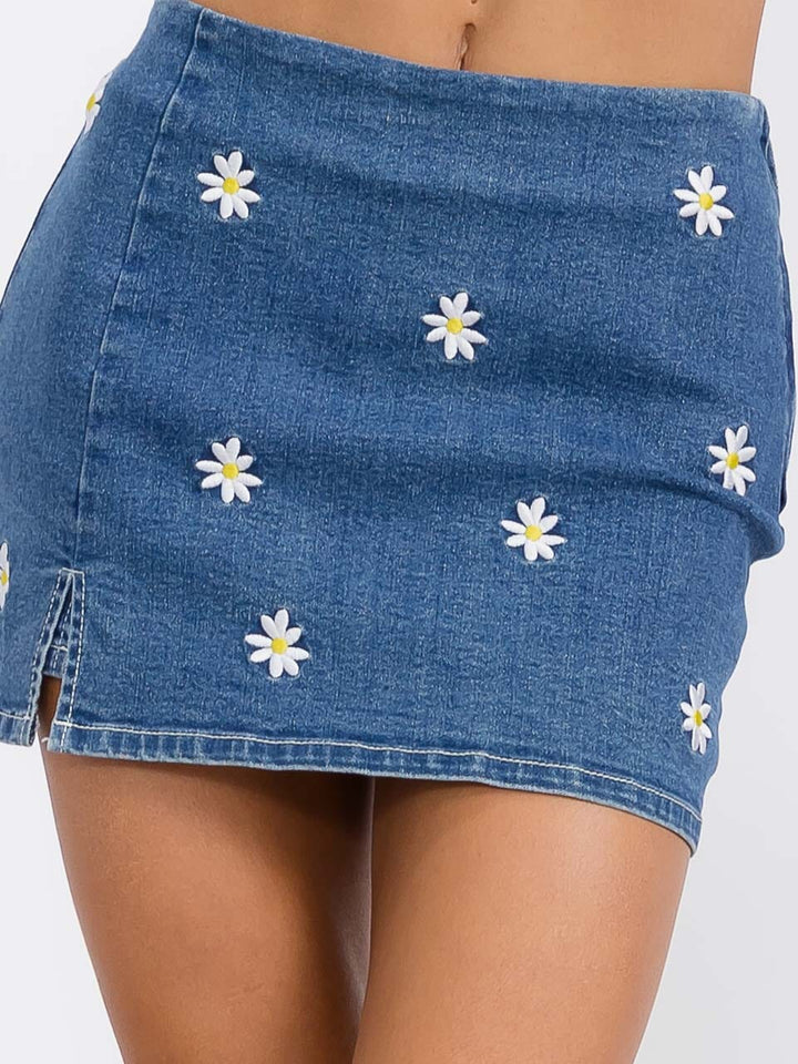 WOMEN'S ZIPPER CLOSURE FLORAL PRINT DENIM MINI SKORT