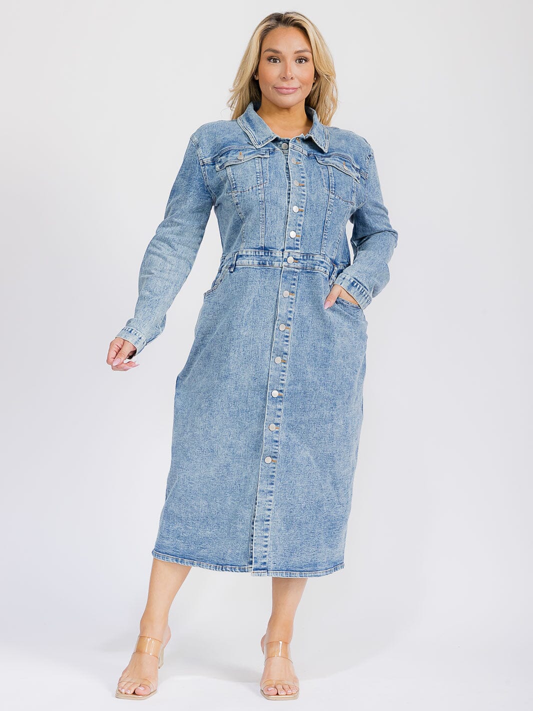 PUS SIZE LONG SLEEVE BUTON CLOSURE FRONT POCKETS WASHED DENIM MAXI DRESS