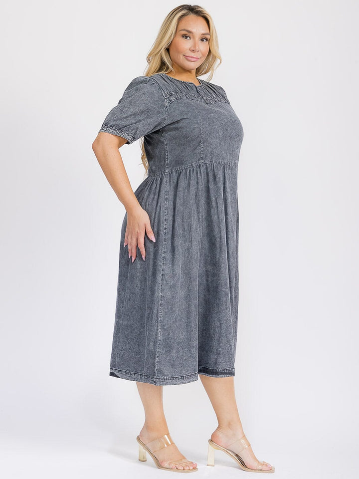 PUS SIZE SHORT SLEEVE SOLID CHAMBRAY MAXI DRESS