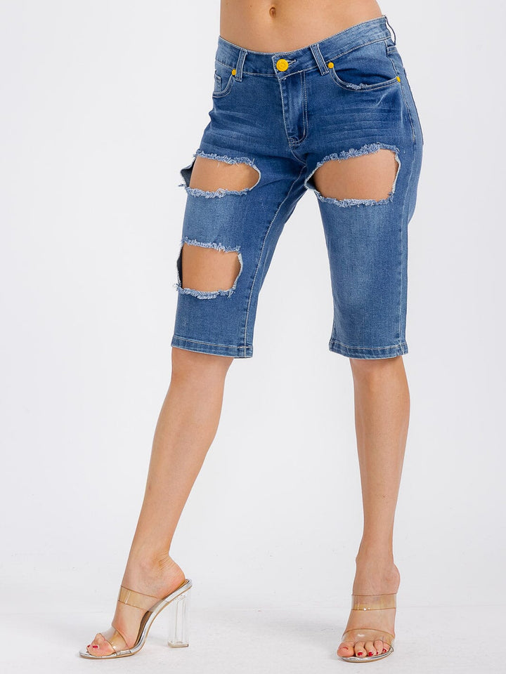 WOMEN'S BUTTON CLOSURE POCKETS DISTRESS DENIM BERMUDA