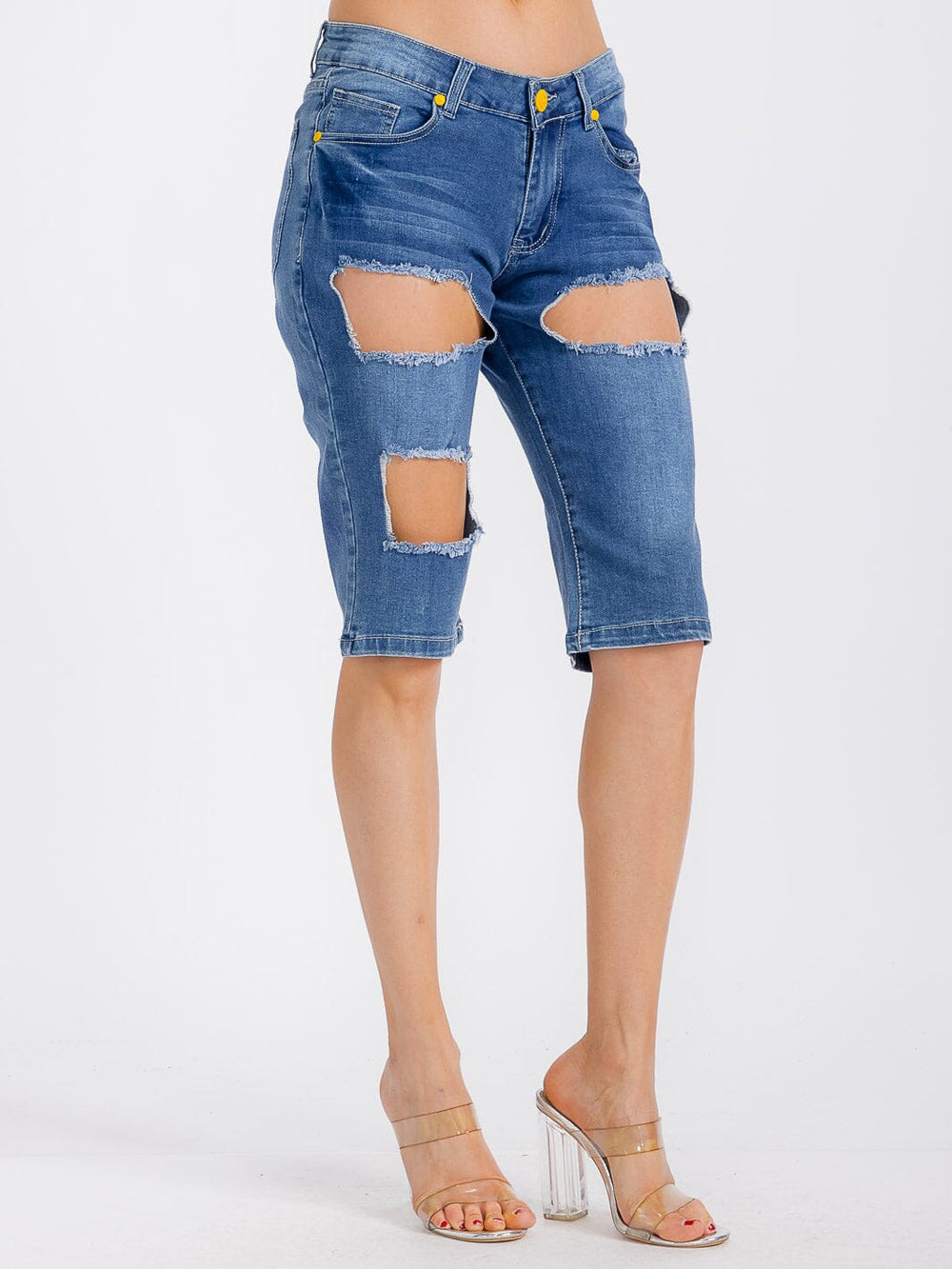 WOMEN'S BUTTON CLOSURE POCKETS DISTRESS DENIM BERMUDA