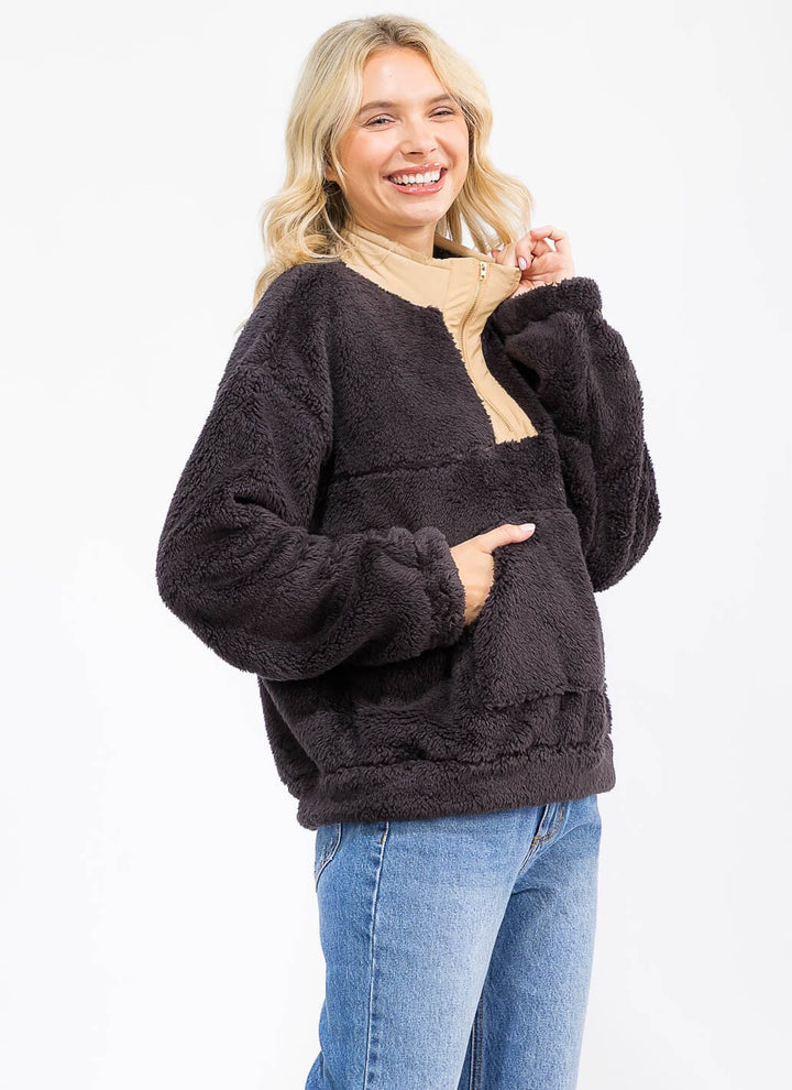 WOMEN'S LONG SLEEVE ZIP UP FRONT POCKET PULLOVER SHERPA SWEATER